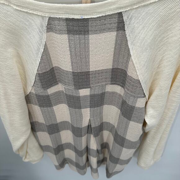 Anthropologie Pilcro Knit V-Neck Sweater with Plaid Back // XS - Picture 11 of 11